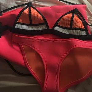 Triangl bikini