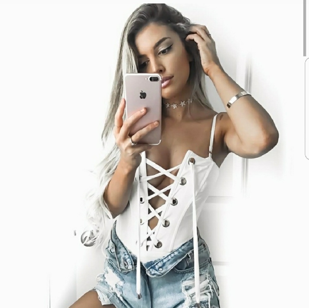 🥀Suede White Lace Up Bodysuit 🥀