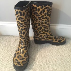 Cheetah print rain boots