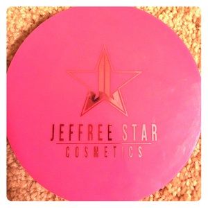 Jeffree Star Cosmetics Ice Cold Highlighter