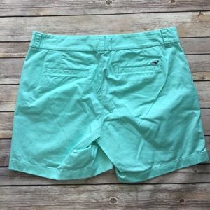 Vineyard Vines women's shorts size 8 mint