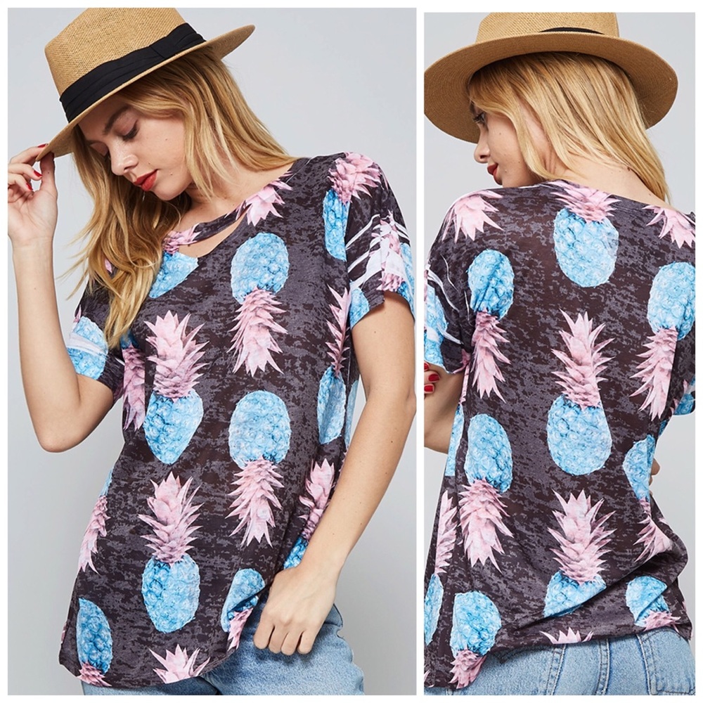 🎉 HP Premium Burnout Fabric Pineapple 🍍 top! - Picture 1 of 5