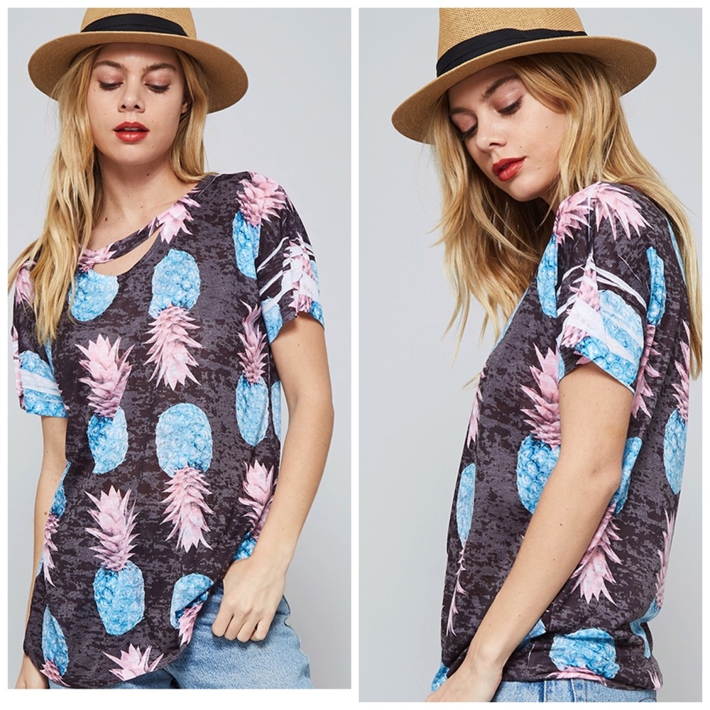 🎉 HP Premium Burnout Fabric Pineapple 🍍 top! - Picture 2 of 5