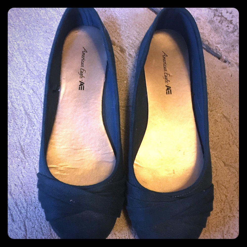 Dark green cloth flats
