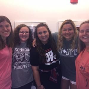 Meet your Posher, Raquel