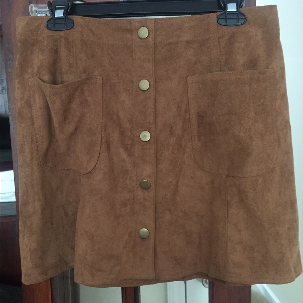 Suede button up skirt. Lightly worn.