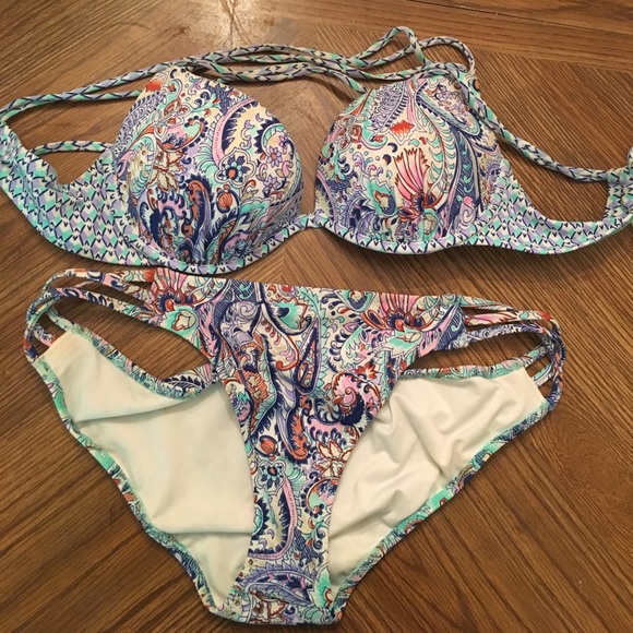 Victoria's Secret Other - VS "The Gorgeous" Push-up and "The Strappy Cheeky"