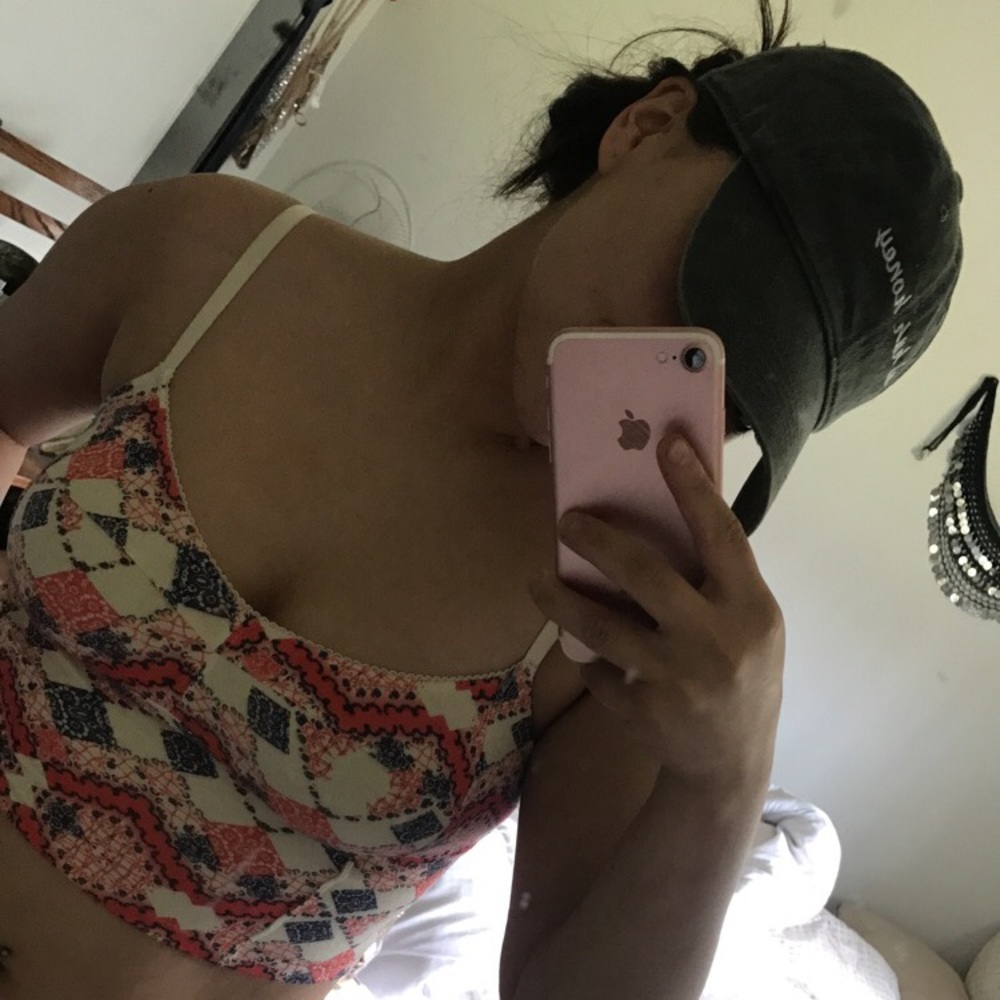 💕BRANDY MELVILLE UH HUH HONEY DAD HAT 💕