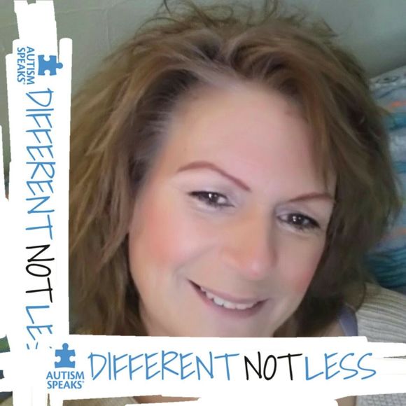 Meet your Posher, Laurie - Picture 1 of 1