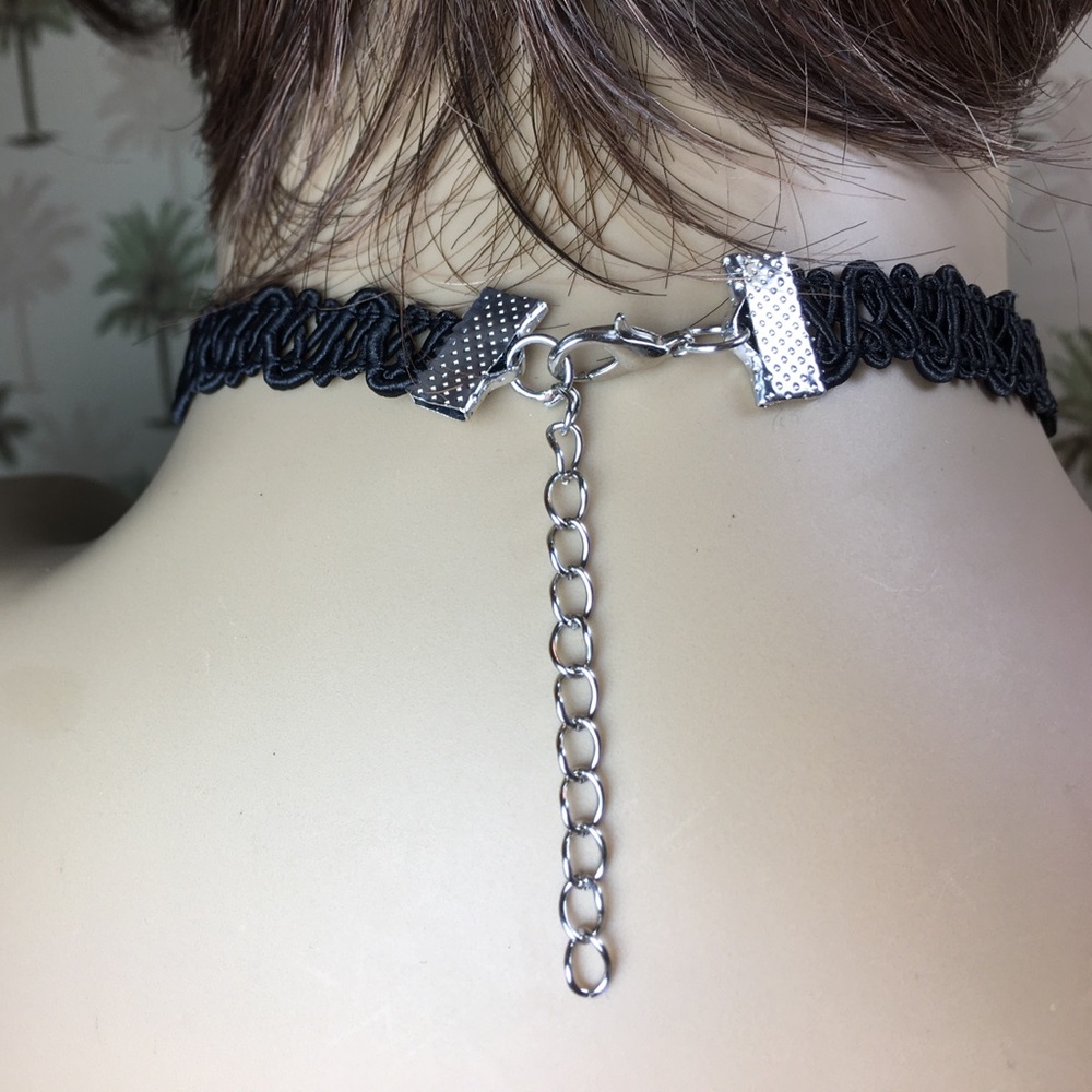 Black Choker - Picture 4 of 5