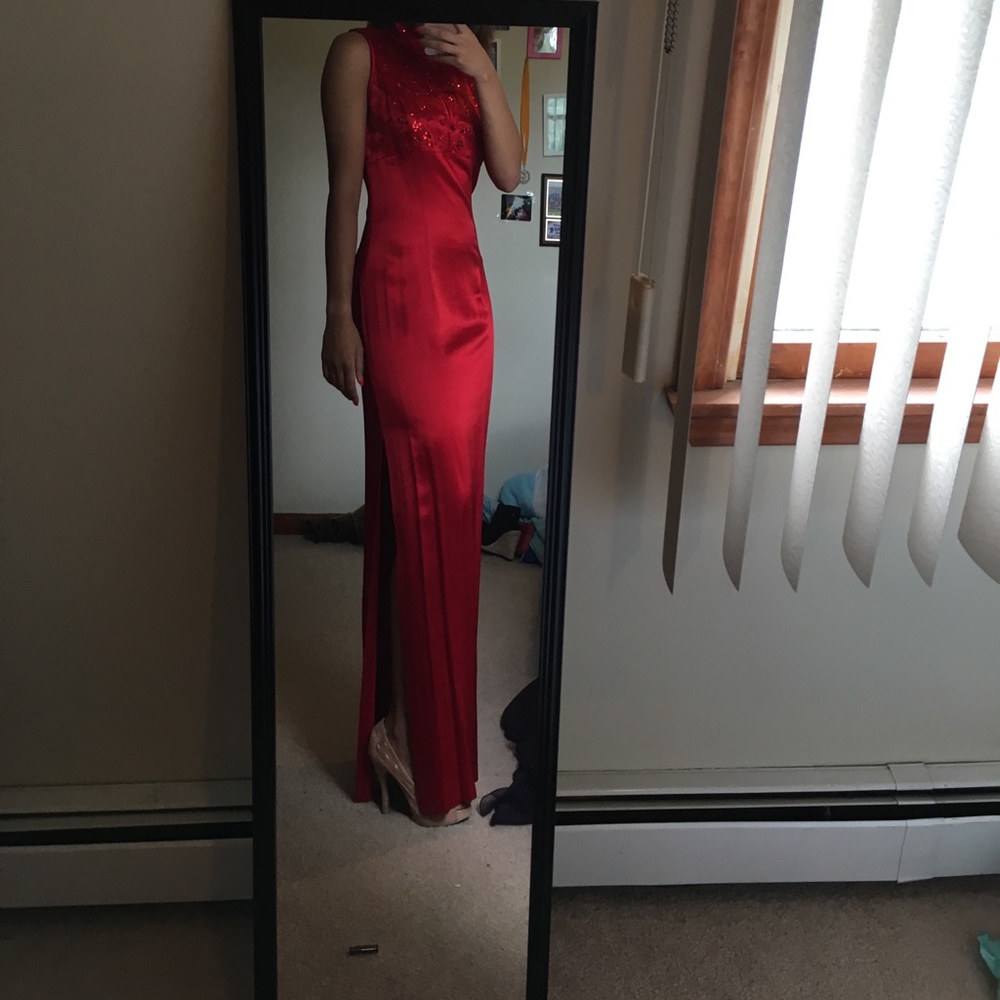 Beautiful red Zum Zum dress
