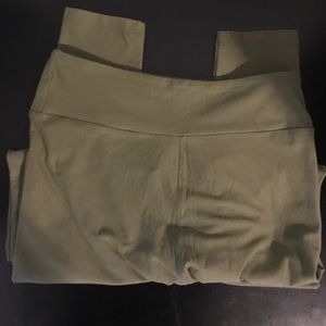 Lularoe ONE SIZE leggings!
