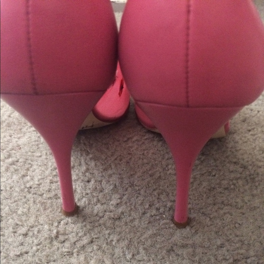 BCBG  Leather Girls Peep Toe 👠💯 - Picture 3 of 5