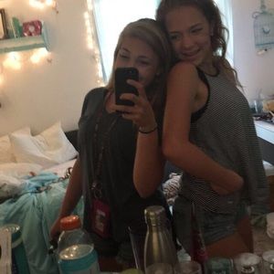 Meet your Posher, Addison