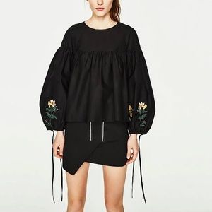 Black Embroidery Floral Lantern Sleeves Shirt NEW