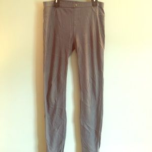 Simply Vera Wang Grey Leggings