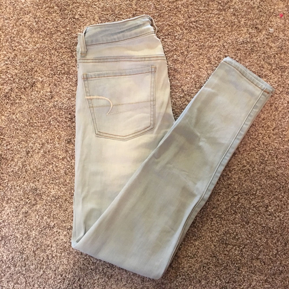 American Eagle jeans! Size 4