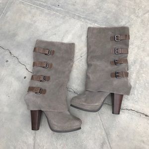 Grey suede boots with buckles