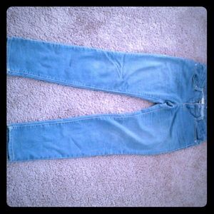 Juniors skinny blue jeans