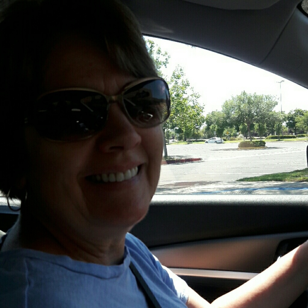 Meet your Posher, Dominga