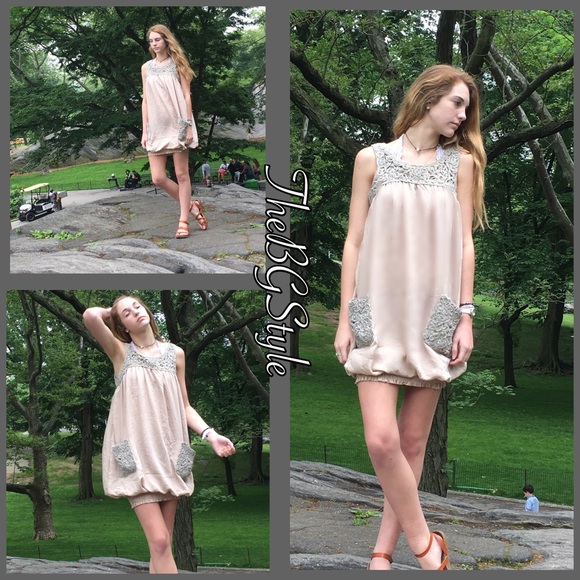 🍂Taupe bubble dress Crochet details  sm m lg, xlg - Picture 2 of 4