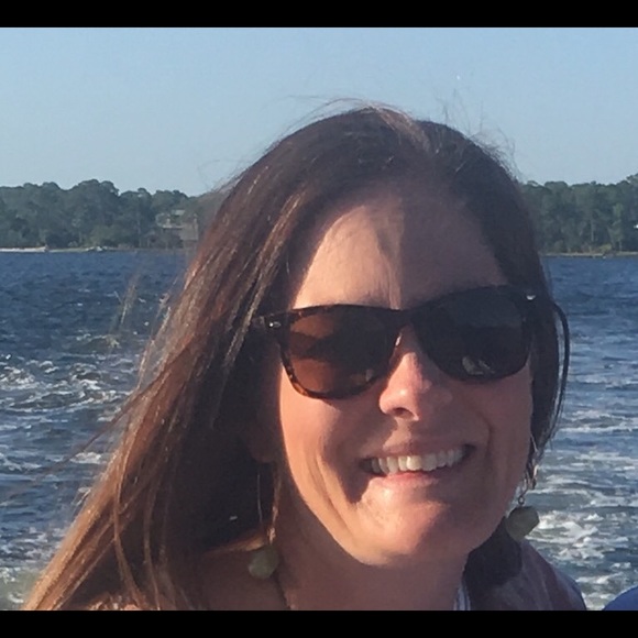 Meet your Posher, Chrissy - Picture 1 of 1