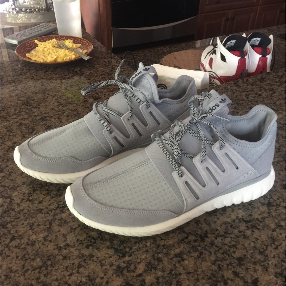 Adidas Tubular Radial Men's shoes Size 12