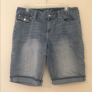 Soft denim Bermuda