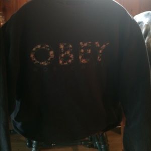 Obey crewneck