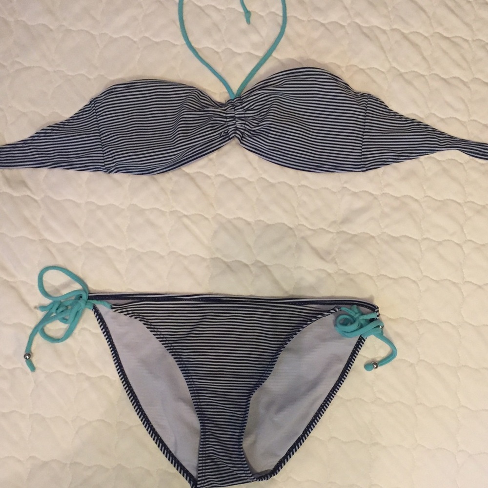 Medium/Large InGeat bikini