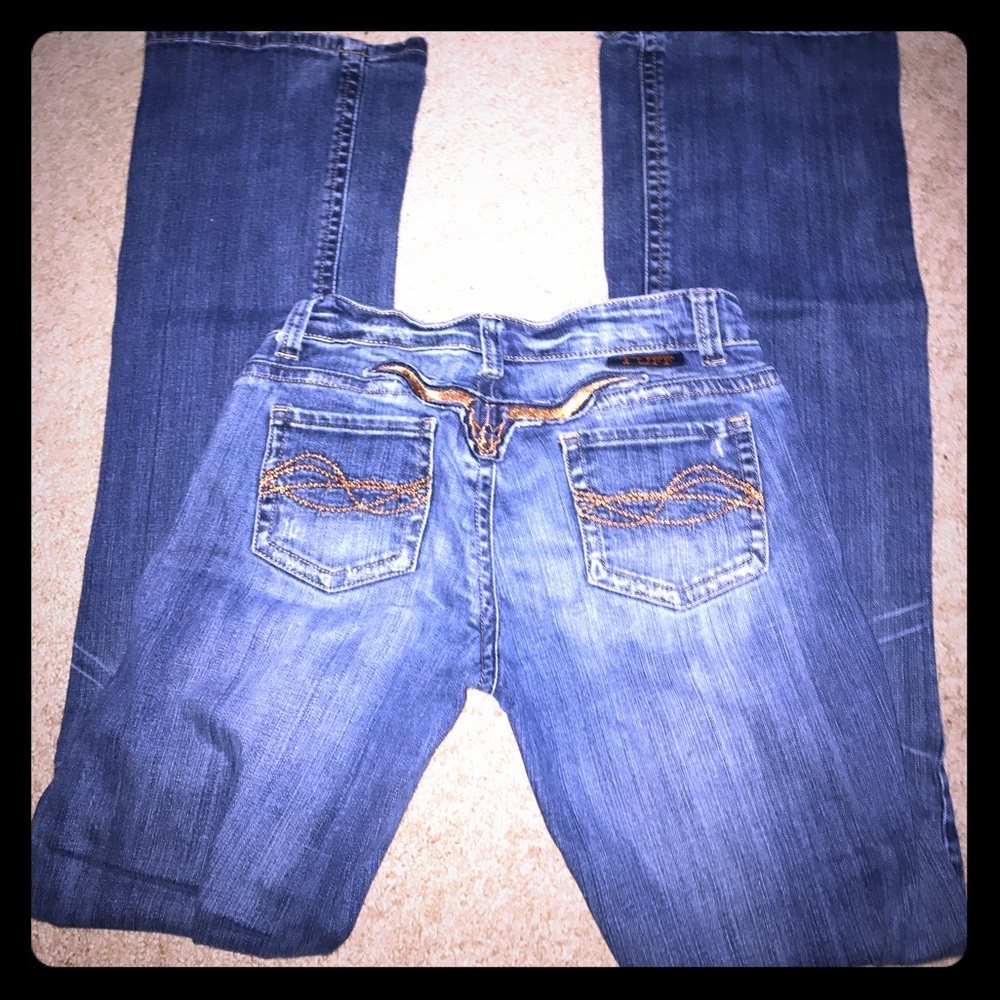 Cowgirl tuff longhorns🐮