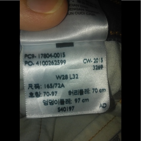 Vintage Levi's High Rise Jeans - Picture 2 of 2