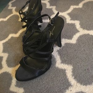 Jacqueline ferrar strappy black heels