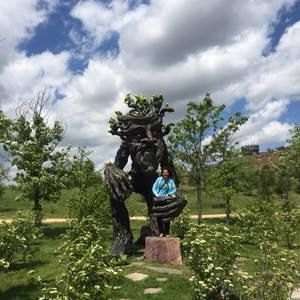 Meet your Posher, Nahid