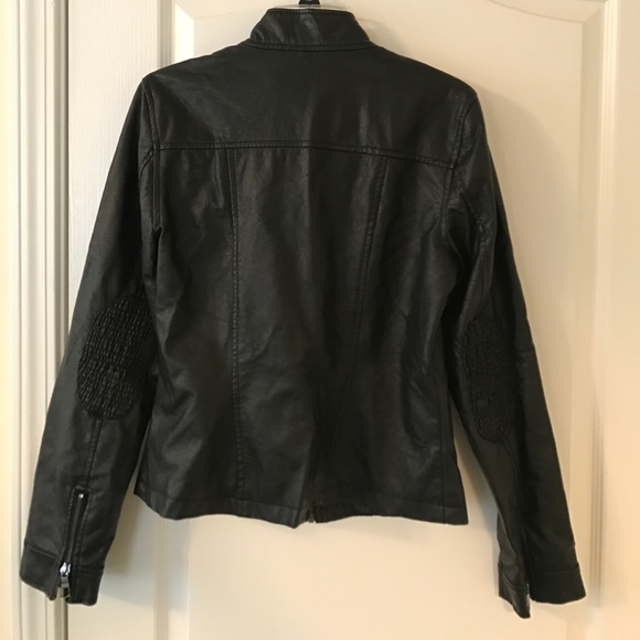 Black leather jacket - Picture 3 of 3