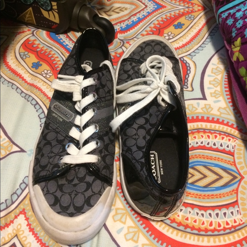 Coach B&W shoes