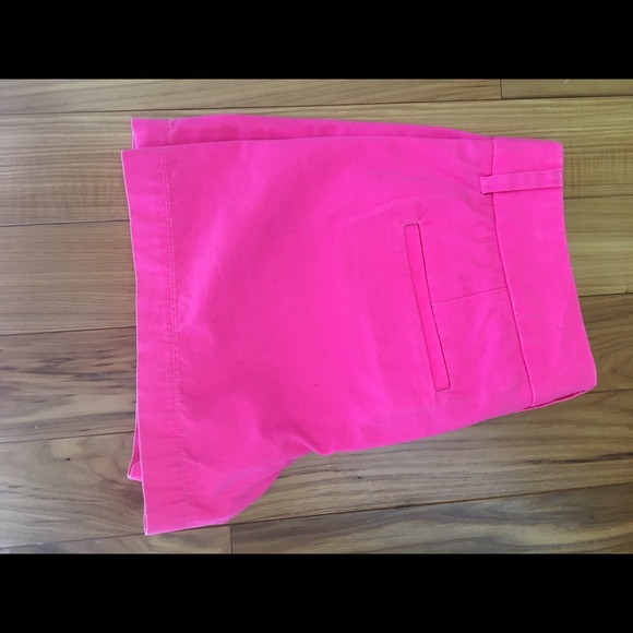 New Loft shorts - Picture 2 of 3