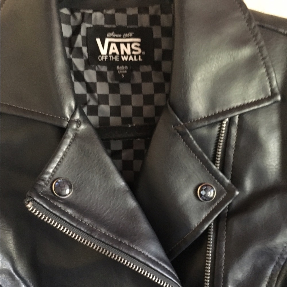 Leather jacket - Picture 2 of 2
