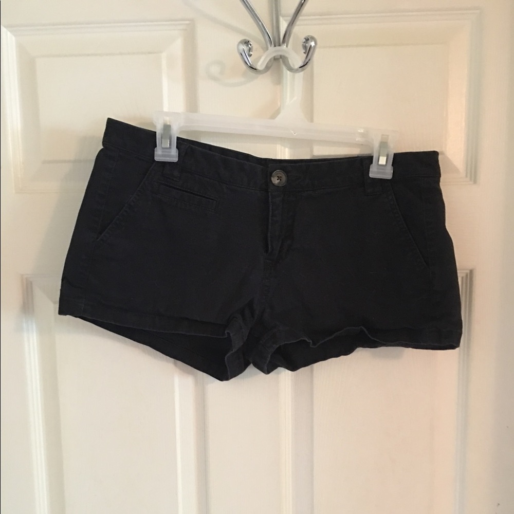 Black express shorts