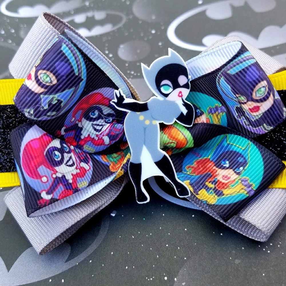 Classic Catwoman Hair Bow