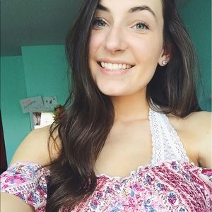 Meet your Posher, Molly