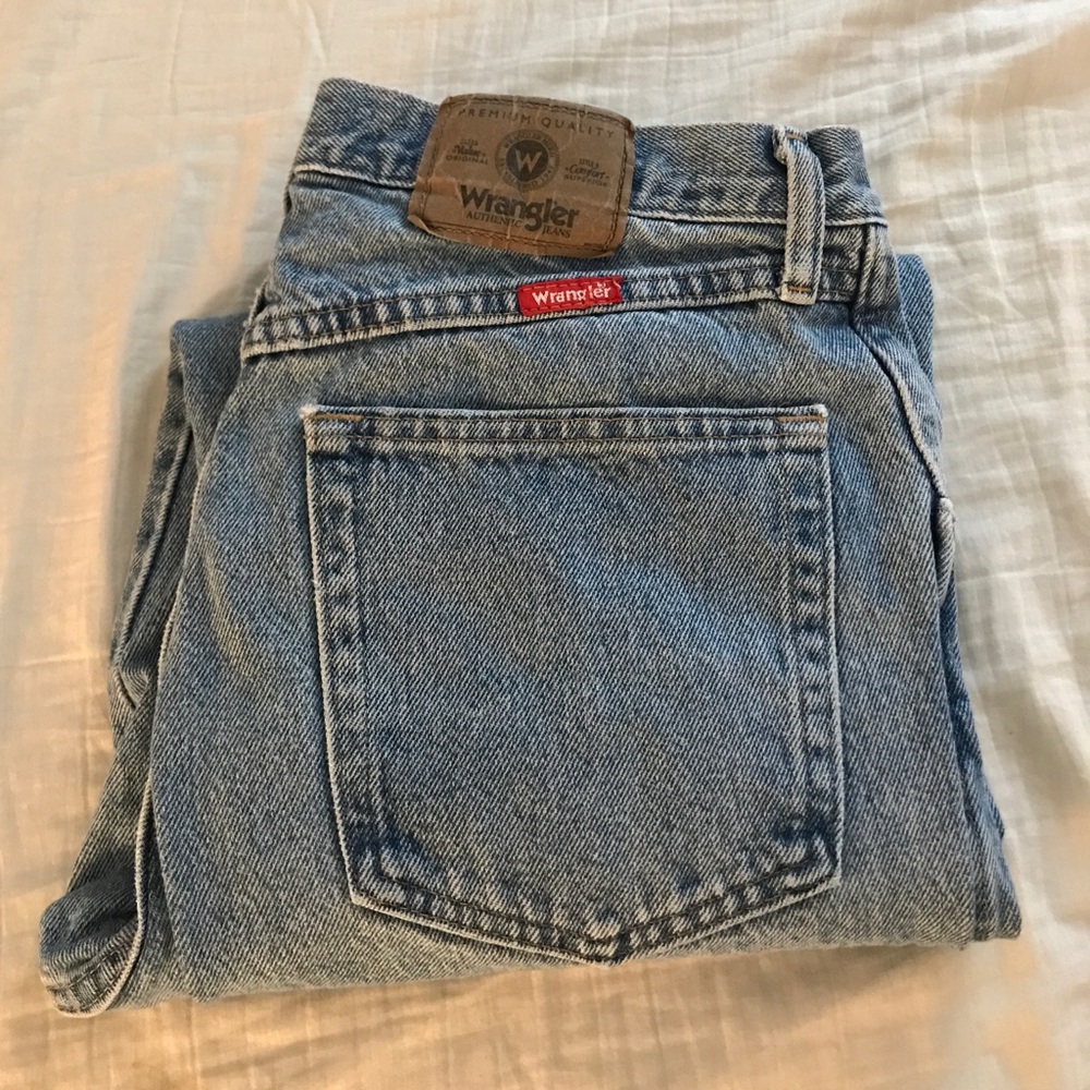 GREAT DEAL!!!! Wrangler Men's jeans.