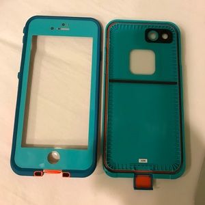 iPhone 7 life proof case