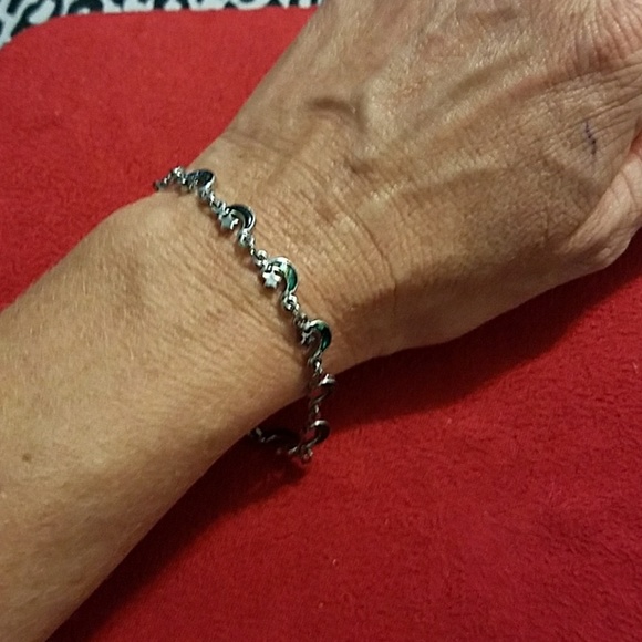 Beautiful Moon and Star Bracelet - Picture 1 of 4