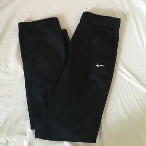 Nike Therma-Fit Sweats
