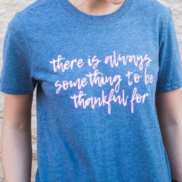 Small Thankful tee - Picture 2 of 8