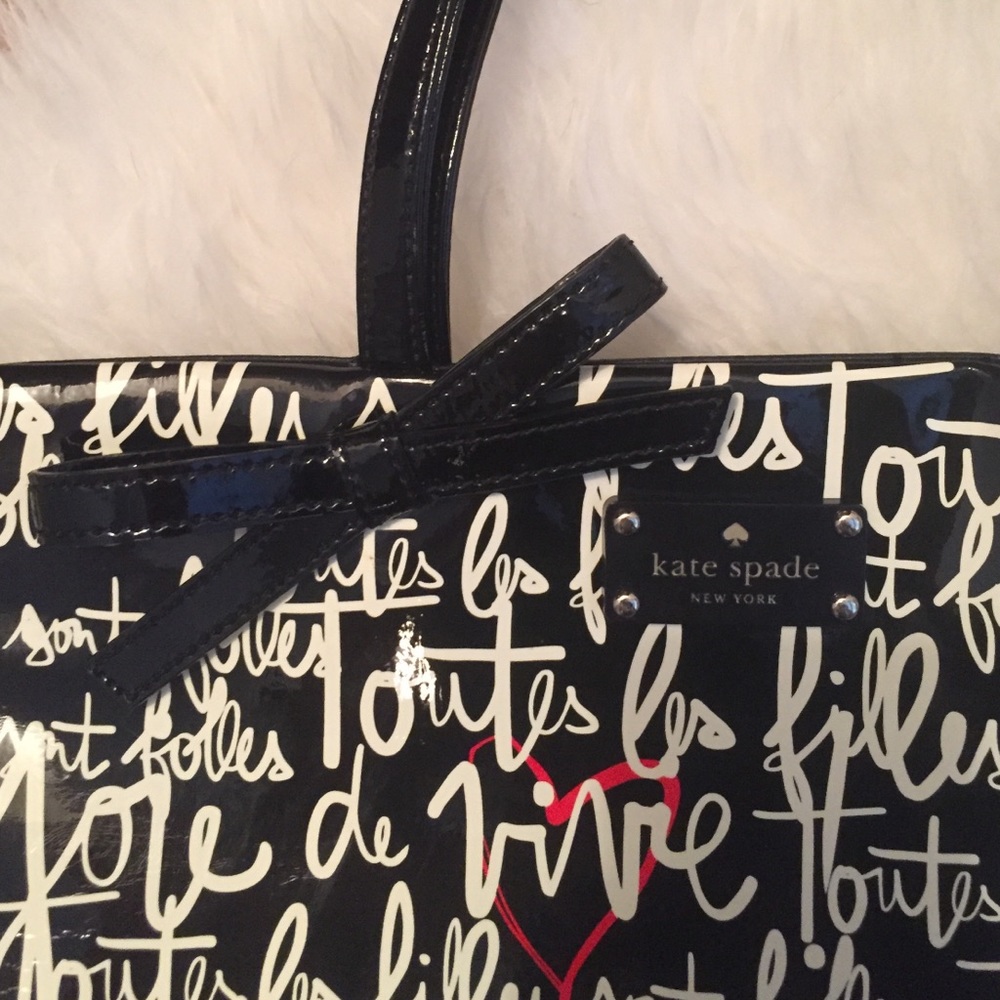 Kate spade bon shopper, black white print vinyl