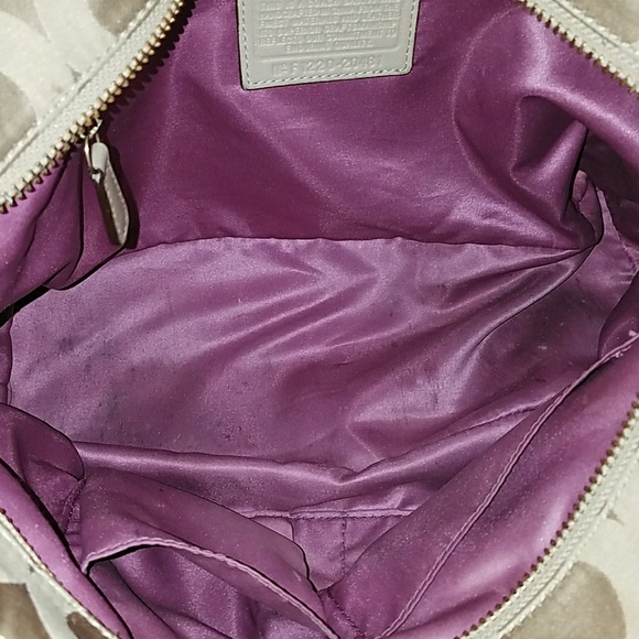 Coach - Picture 4 of 5