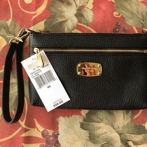 Michael Kors large leather wristlet