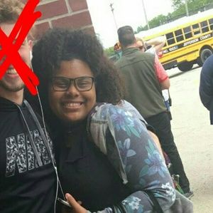 Meet your Posher, Amiel